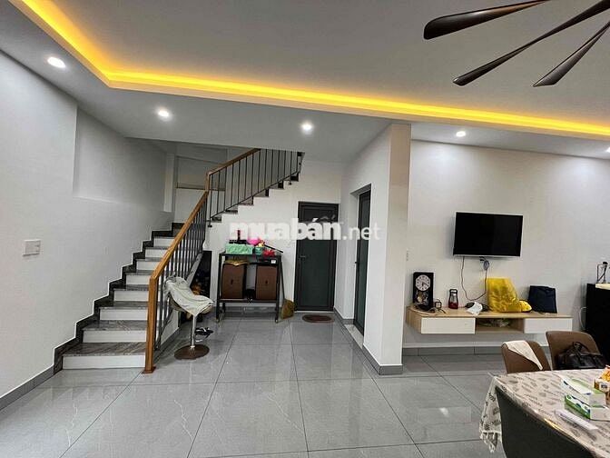 Bán nhà vườn ngay nút giao cao tốc Vũng Vằn đối diện KDC Goldcoast