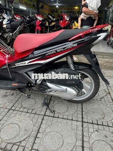 Honda Air Blade 125cc Đỏ đen ( ab mắt cú)