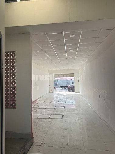 Cho thuê nhà 120m2- 798 Quốc Lộ 13, Hiệp Bình Phước, Thủ Đức, 15tr