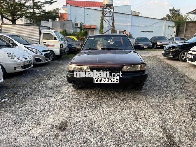 Toyota Camry 1987 2.0 MT - 100000 km