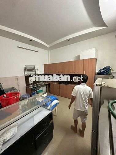 Nhà 2 tầng 4,7❌22 ngay chợ và nhà thờ Lạc Quang tiện ở và kd buôn bán