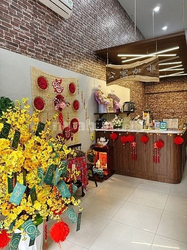 Cần sang nhượng lại quán cafe,ở chung cư đông dân gần trường học