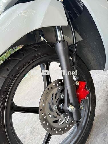 Honda Vision 2025 Xám 800km