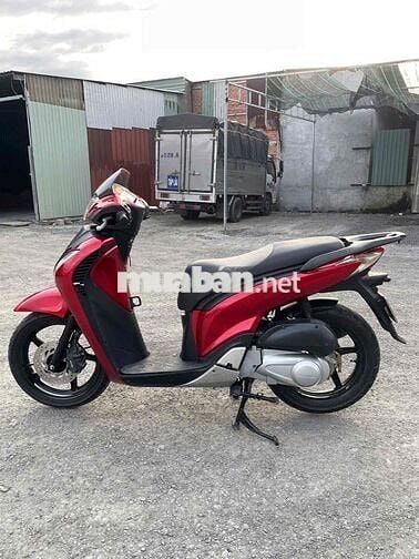 Bán xe sh ý 150 số máy 106