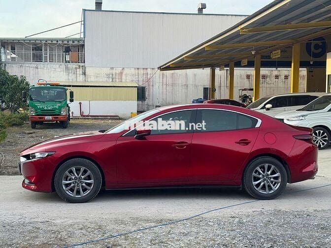 Mazda 3 2022 1.5L Deluxe - 49800 km