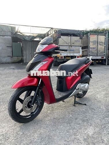 Bán xe sh ý 150 số máy 106