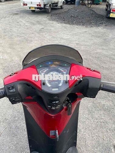 Bán xe sh ý 150 số máy 106