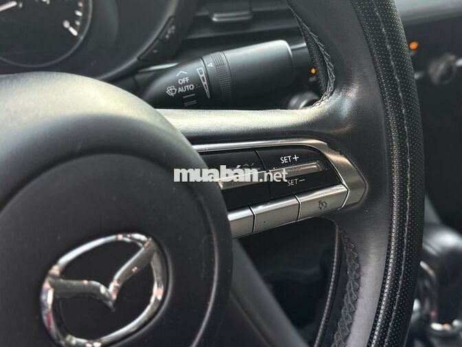 Mazda 3 2022 1.5L Deluxe - 49800 km