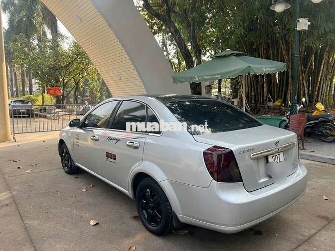 Lacetti 2010 SE xe rất đẹp nhà bán
