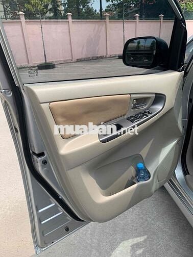 Toyota Innova 2014 E - 108000 km