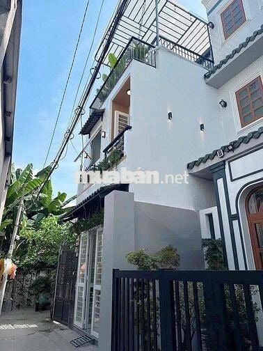 BÁN NHÀ MỚI XÂY CĂN GÓC 2 MẶT TIỀN GẦN CÔNG VIÊN GIA ĐỊNH