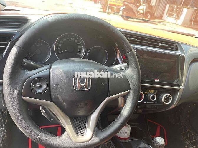 Honda City Trắng 5 chỗ Số sàn