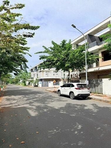 Bán đất Tdc Bửu Long 3- Phường Trấn Biên- có lối thoát hiểm bên hông