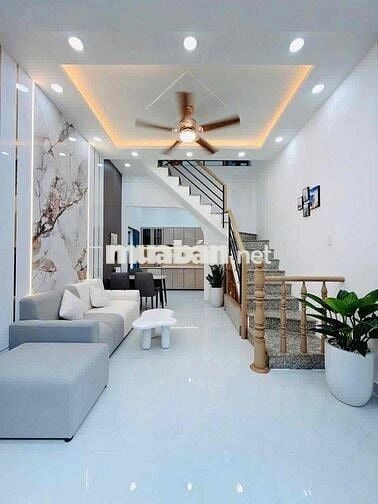 BÁN NHÀ MỚI XÂY CĂN GÓC 2 MẶT TIỀN GẦN CÔNG VIÊN GIA ĐỊNH