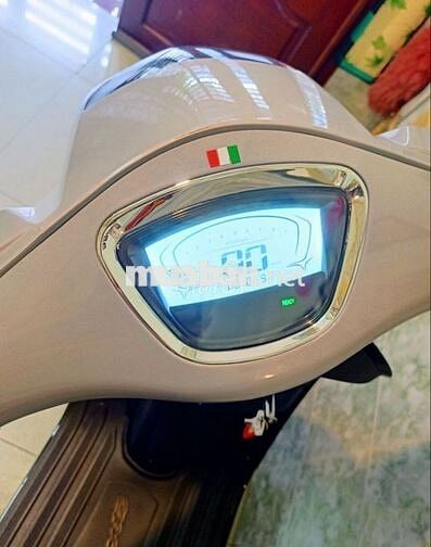 Vespa 2024 50cc tay ga màu Beige