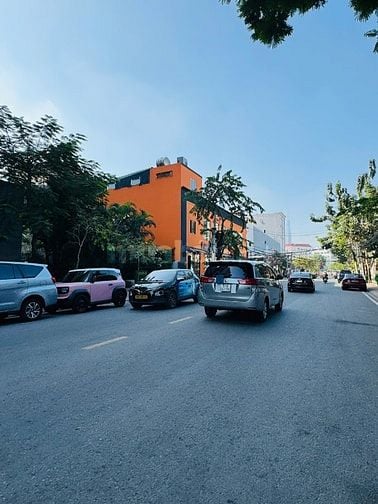 Toà nhà siêu to 2236m2 Thảo Điền chỉ 720 tỷ xây cao làm Trụ sở VIP Q2