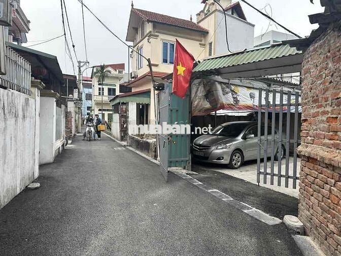 60m lễ pháp tiên dương đông anh ô tô đỗ cửa 20m ra trục kinh doanh