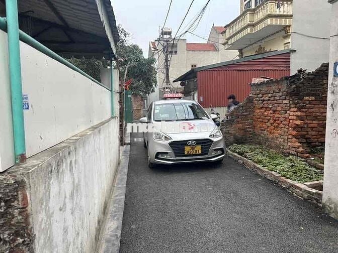 60m lễ pháp tiên dương đông anh ô tô đỗ cửa 20m ra trục kinh doanh