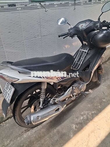 Suzuki Axelo Xanh dương