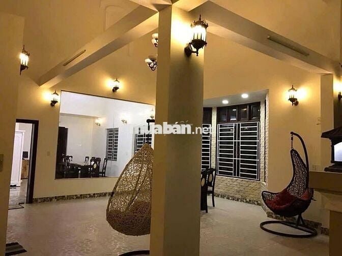 BIỆT THỰ 4 TẦNG 180M2 - CĂN GÓC 2 MẶT TIỀN - KẾ BÊN BẾN XE QUẬN 8