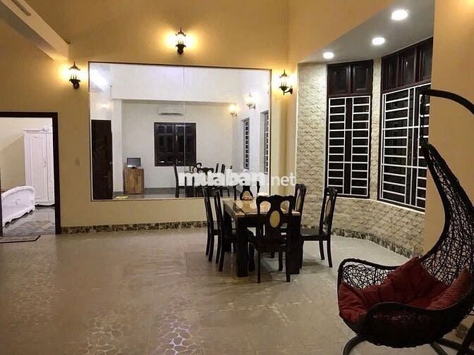 BIỆT THỰ 4 TẦNG 180M2 - CĂN GÓC 2 MẶT TIỀN - KẾ BÊN BẾN XE QUẬN 8