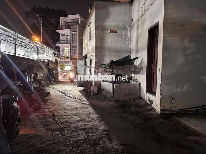 NHÀ ĐƯỜNG SỐ 7 LINH TRUNG BÁN GẤP 64M FULL THỔ CƯ