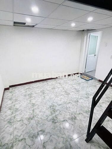 CHÍNH CHỦ CHO THUÊ PHÒNG MÁY LẠNH, TỦ LẠNH-TÁCH BẾP, BAN CÔNG MÁT MẺ