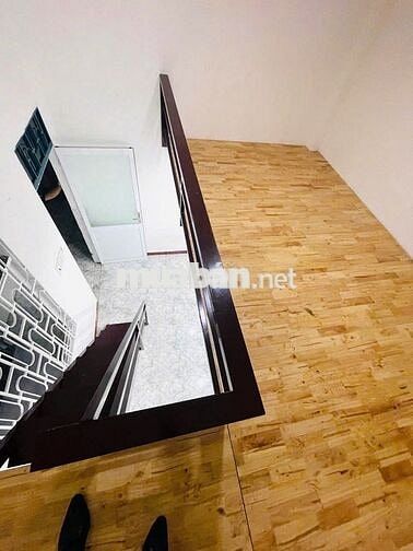 CHÍNH CHỦ CHO THUÊ PHÒNG MÁY LẠNH, TỦ LẠNH-TÁCH BẾP, BAN CÔNG MÁT MẺ