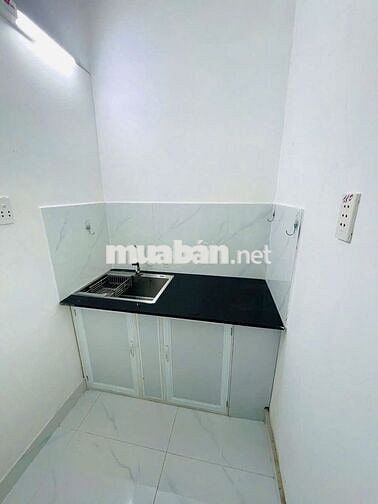 CHÍNH CHỦ CHO THUÊ PHÒNG MÁY LẠNH, TỦ LẠNH-TÁCH BẾP, BAN CÔNG MÁT MẺ