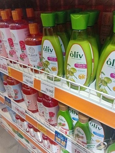 260/10A Tô Ký phường Trung Mỹ Tây q12 Cần 2 nam nữ phụ bán hàng