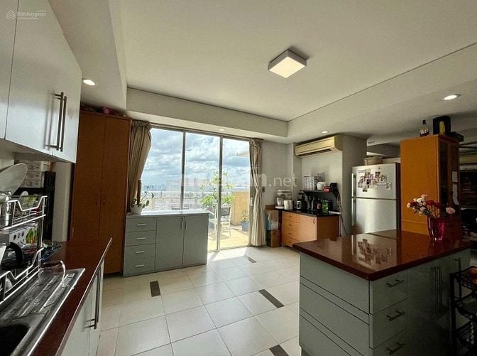 Gia đình bán CC 44 Đặng Văn Ngữ, 71m2, giá 4,351 tỷ, P9, Phú Nhuận.