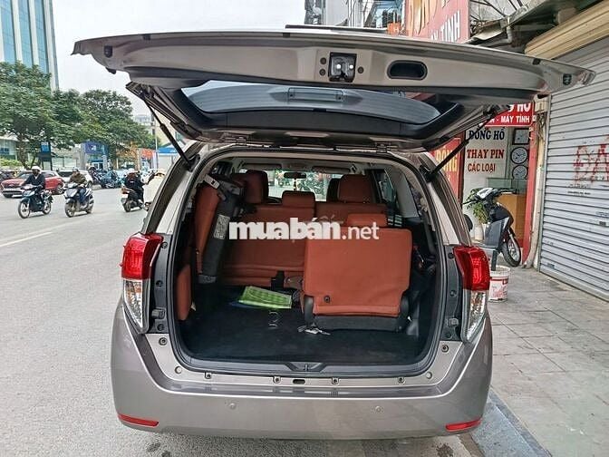 Toyota Innova 2016 2.0E - 29000 km