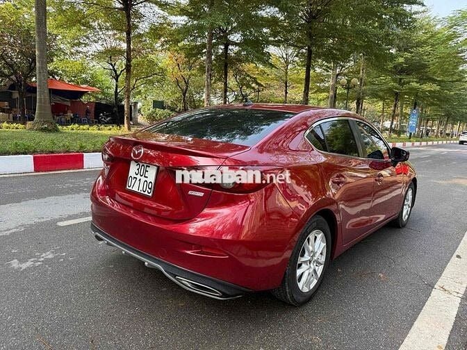 Mazda 3 2016 1.5 AT