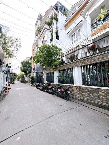 Chính chủ bán nhà MT Lê Lai Q.Tân Bình - 4,6m/4,8m x 14m - chỉ 11,8 tỷ