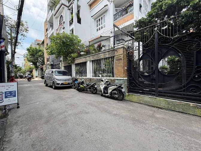 Chính chủ bán nhà MT Lê Lai Q.Tân Bình - 4,6m/4,8m x 14m - chỉ 11,8 tỷ