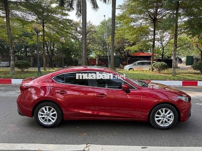 Mazda 3 2016 1.5 AT