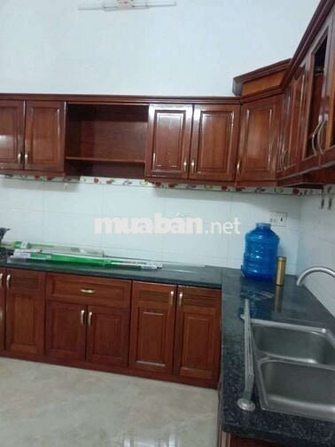 CHO THUÊ NHÀ 1 TRỆT 1 LẦU 2 PHÒNG NGỦ. GIÁ 7 TRIỆU/ THÁNG