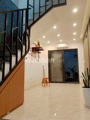 Chính chủ  Bán nhà 4 tầng ngõ 56 phố Doãn Kế Thiện