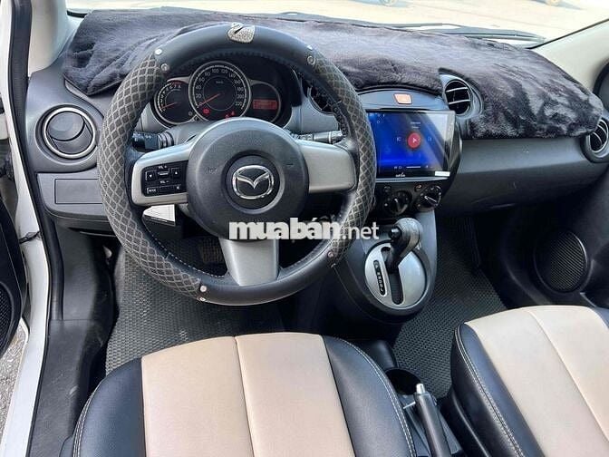 Mazda 2 2011 Trắng 160000 km