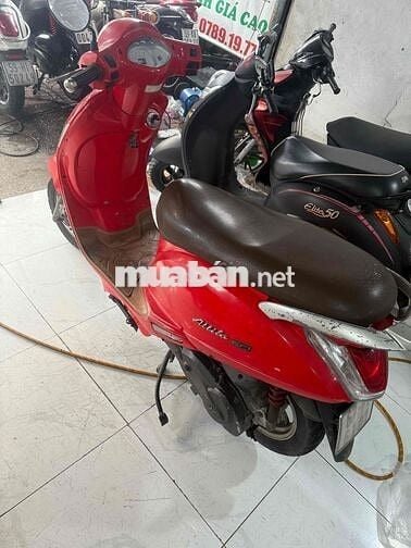 SYM Elizabeth Fi Đỏ