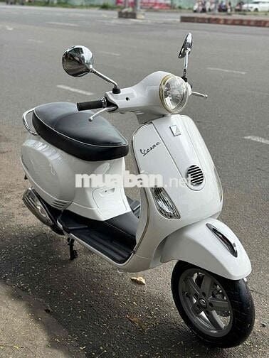 Piaggio Vespa LX 125 Trắng