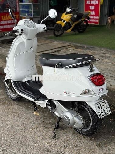 Piaggio Vespa LX 125 Trắng