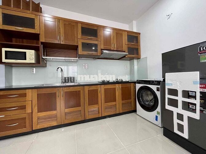 Căn Hộ 2PN Ngay Tân Định Quận 1