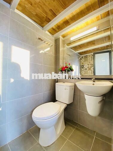 PHÒNG GÁC LỬNG 25M2 FULL TIỆN NGHI NGUYỄN KHUYẾN