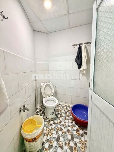 Nhà trệt lửng 1PN hẻm đường Đề Thám 10 triệu thương lượng