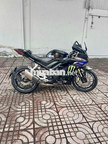 Yamaha R15V3 Đen Côn tay