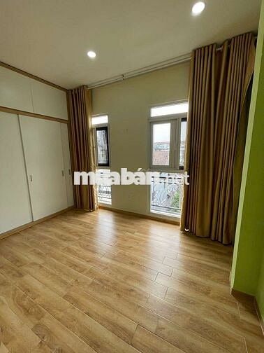 Cho thuê nhà hẻm xe tải Chu Văn An 6PN giá chỉ 27tr