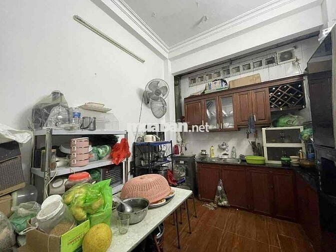 bán nhà tứ liên 50,5 m2 x 4 tầng x 8,3 tỷ TK hiện đại ngõ thông thoan