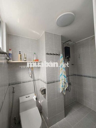 Cho thuê căn hộ Chung cư chính chủ 63m2 đường Nguyễn Văn Công