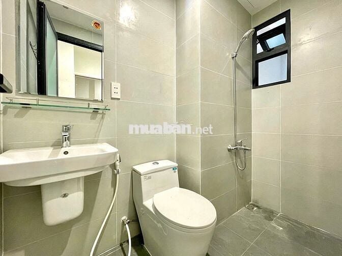 CHO THUÊ CĂN HỘ GẦN CHỢ BÀ CHIỂU BAN CÔNG NƠ TRANG LONG BÌNH THẠNH